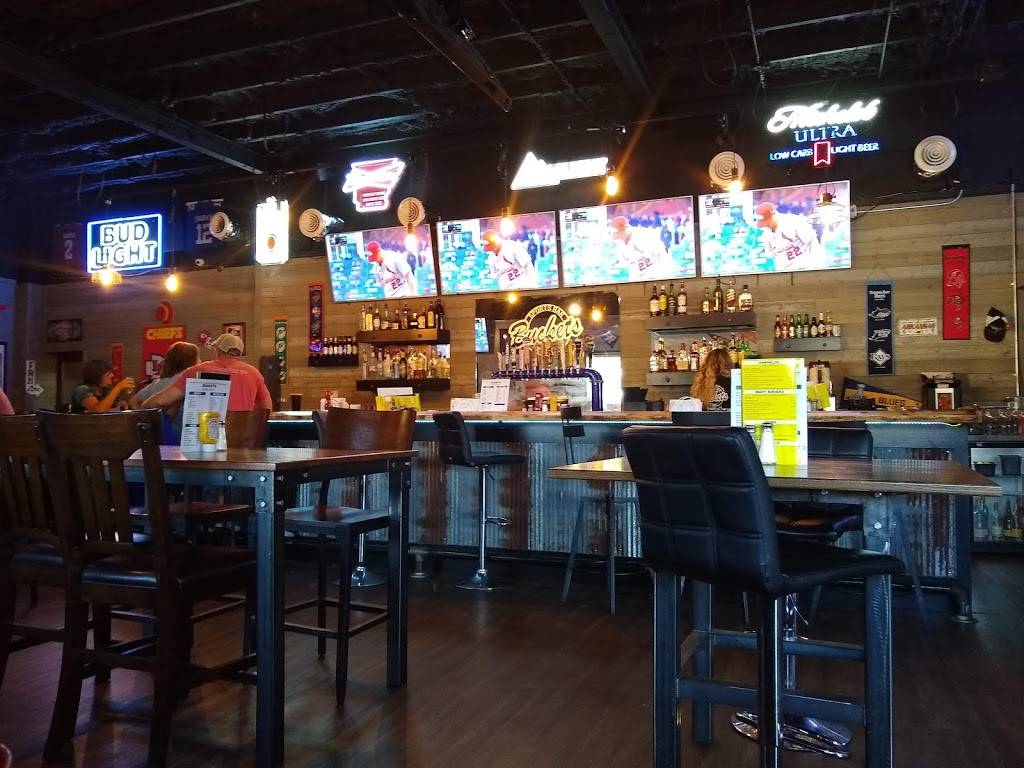 Buckets Sports Bar & Grill | restaurant | 1318 65 N, US-62, Harrison, AR 72601, USA | 8702803175 OR +1 870-280-3175