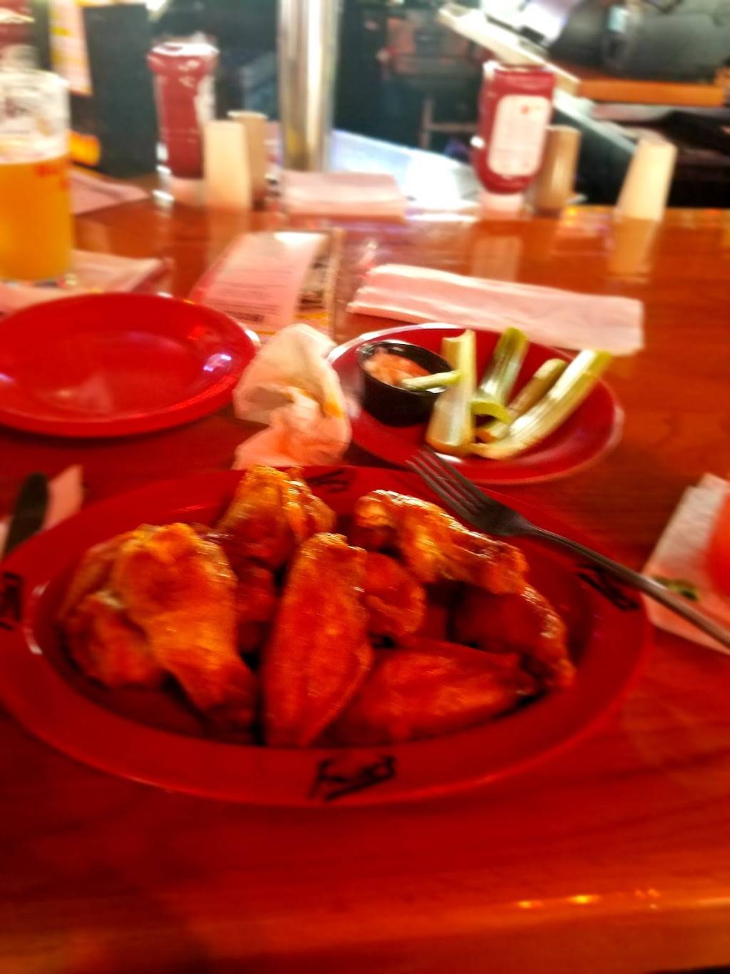 Frickers | restaurant | 865 Sean St, Fremont, OH 43420, USA | 4193339464 OR +1 419-333-9464