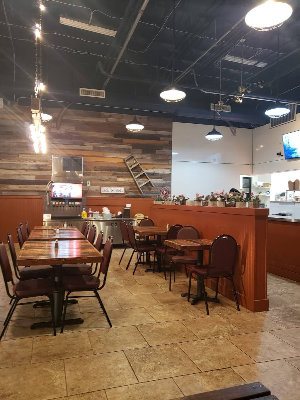 Ernies Burgers | restaurant | 6410 N Durango Dr #110, Las Vegas, NV 89149, USA | 7028404959 OR +1 702-840-4959