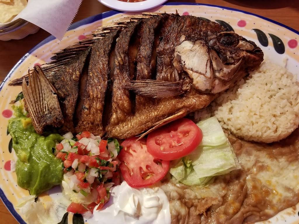 Panchos | restaurant | 16427 Victor St, Victorville, CA 92395, USA | 7608433336 OR +1 760-843-3336