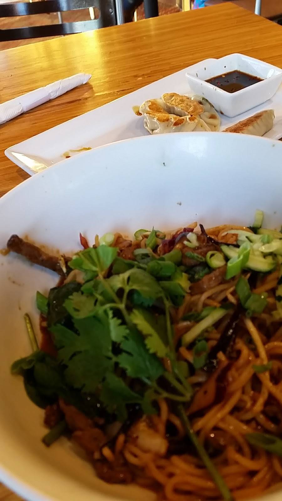 Noodles and Company | restaurant | 201 Maple Ave E, Vienna, VA 22181, USA | 7032816544 OR +1 703-281-6544