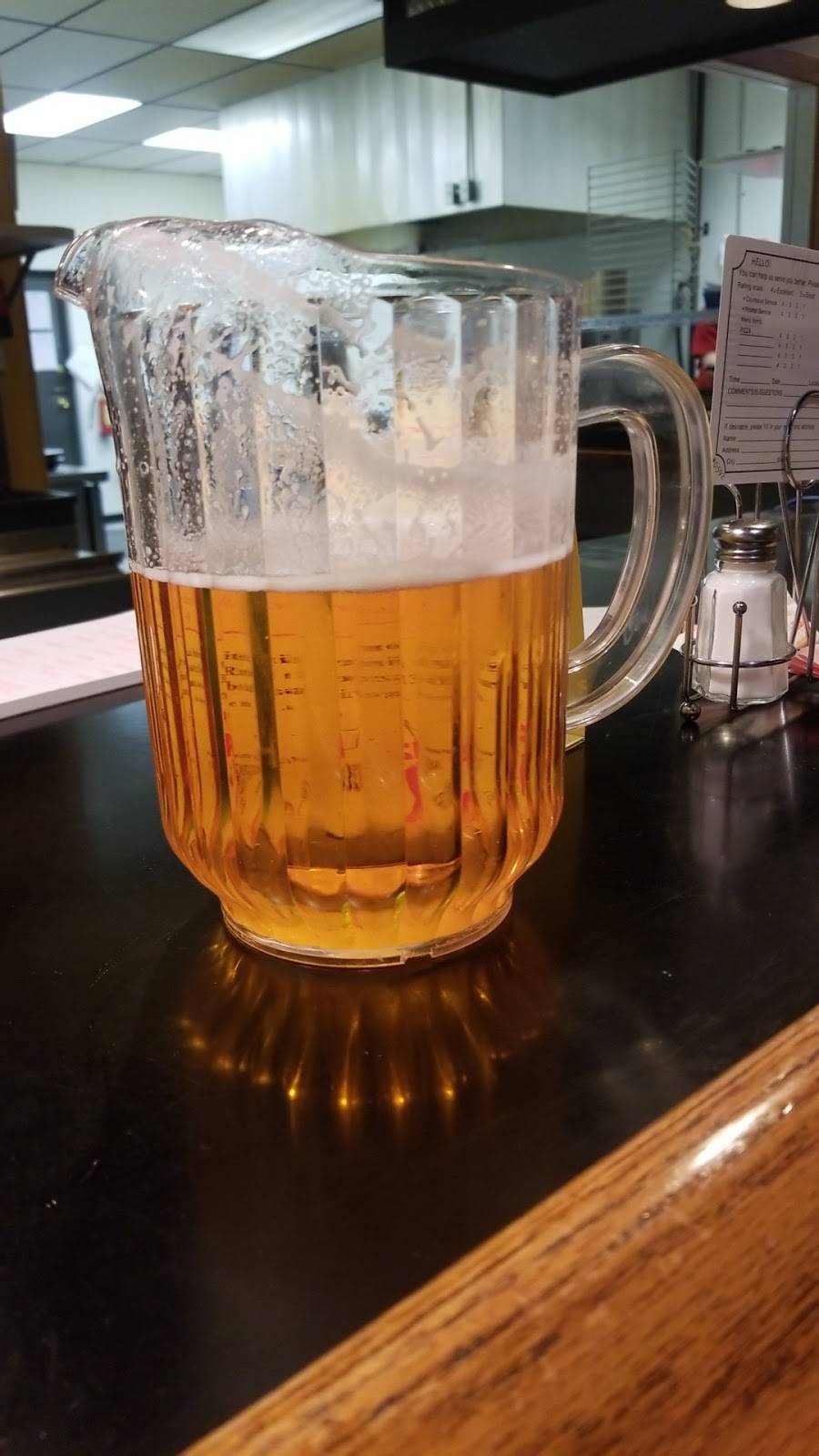 Pizza King | restaurant | 102 S Main St, Summitville, IN 46070, USA | 7655362444 OR +1 765-536-2444