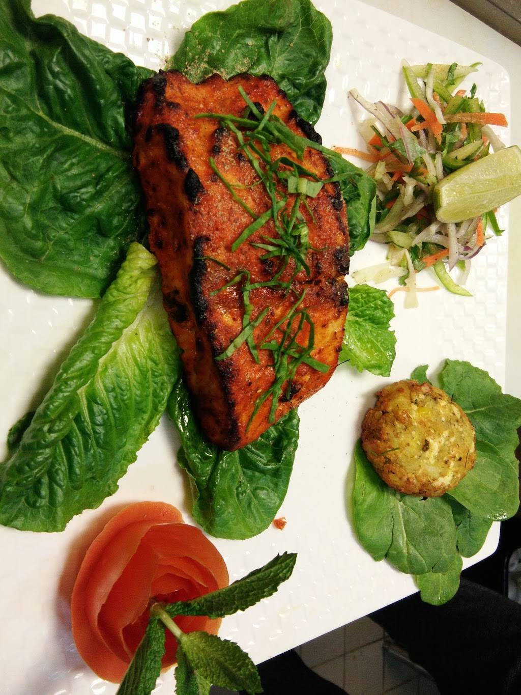 India Bar & Grill | restaurant | 162 Pioneer Trail, Chaska, MN 55318, USA | 9524056815 OR +1 952-405-6815