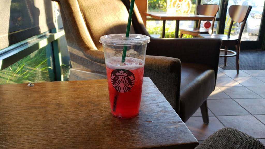 Starbucks | cafe | 243 North Skokie Blvd, Northbrook, IL 60062, USA | 8475091937 OR +1 847-509-1937