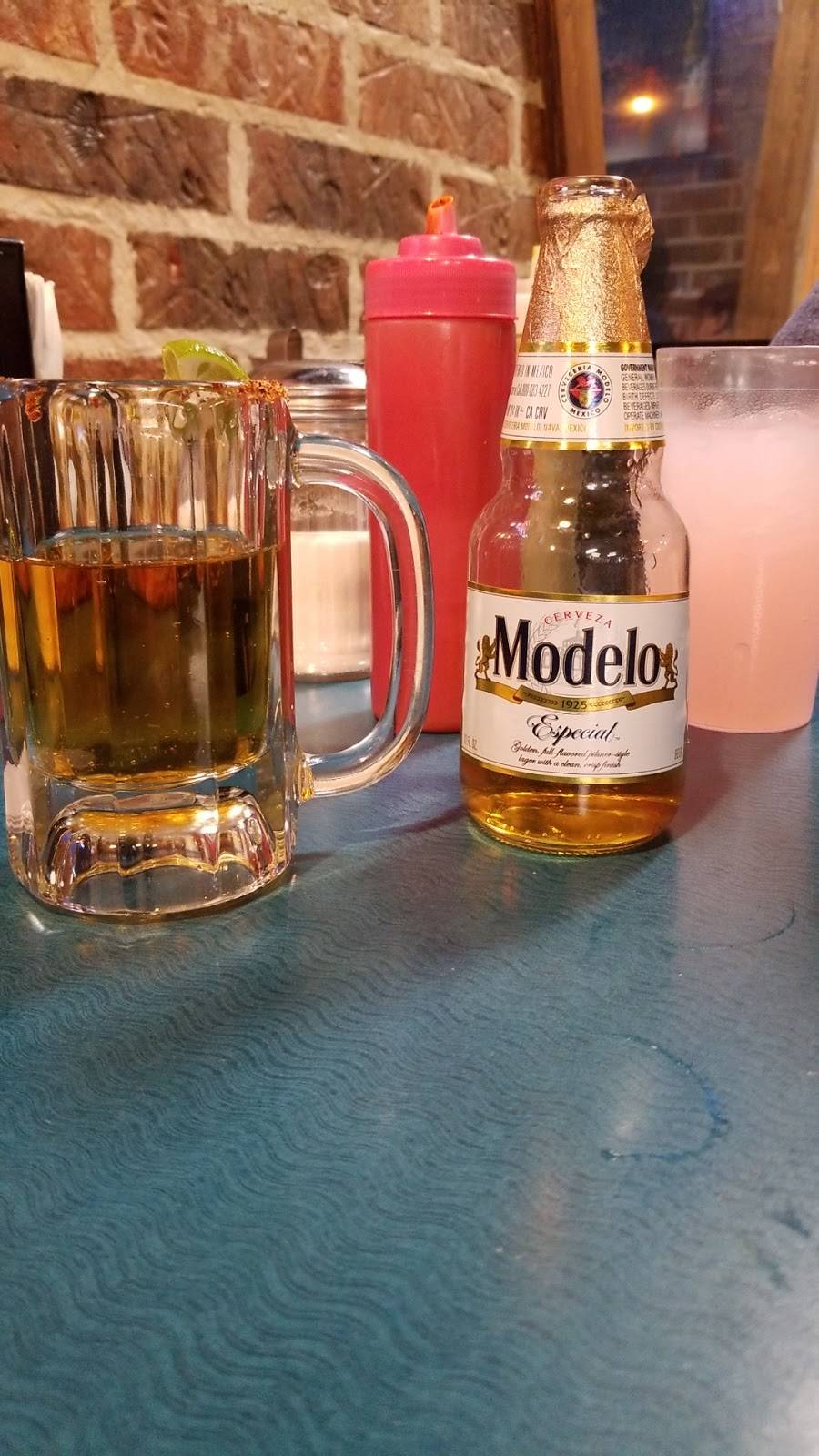 Taqueria Los Comales. | restaurant | 809 W Rollins Rd, Round Lake Heights, IL 60073, USA | 8477402606 OR +1 847-740-2606