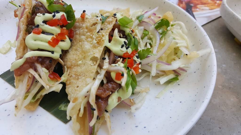 Tommy Bahama Marlin Bar & Store | restaurant | 111 N Palm Canyon Dr Suite 150, Palm Springs, CA 92262, USA | 7607780012 OR +1 760-778-0012