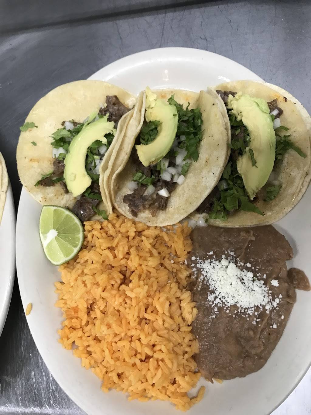 Super wings | restaurant | 112 Whitney St, Leominster, MA 01453, USA | 9785377186 OR +1 978-537-7186