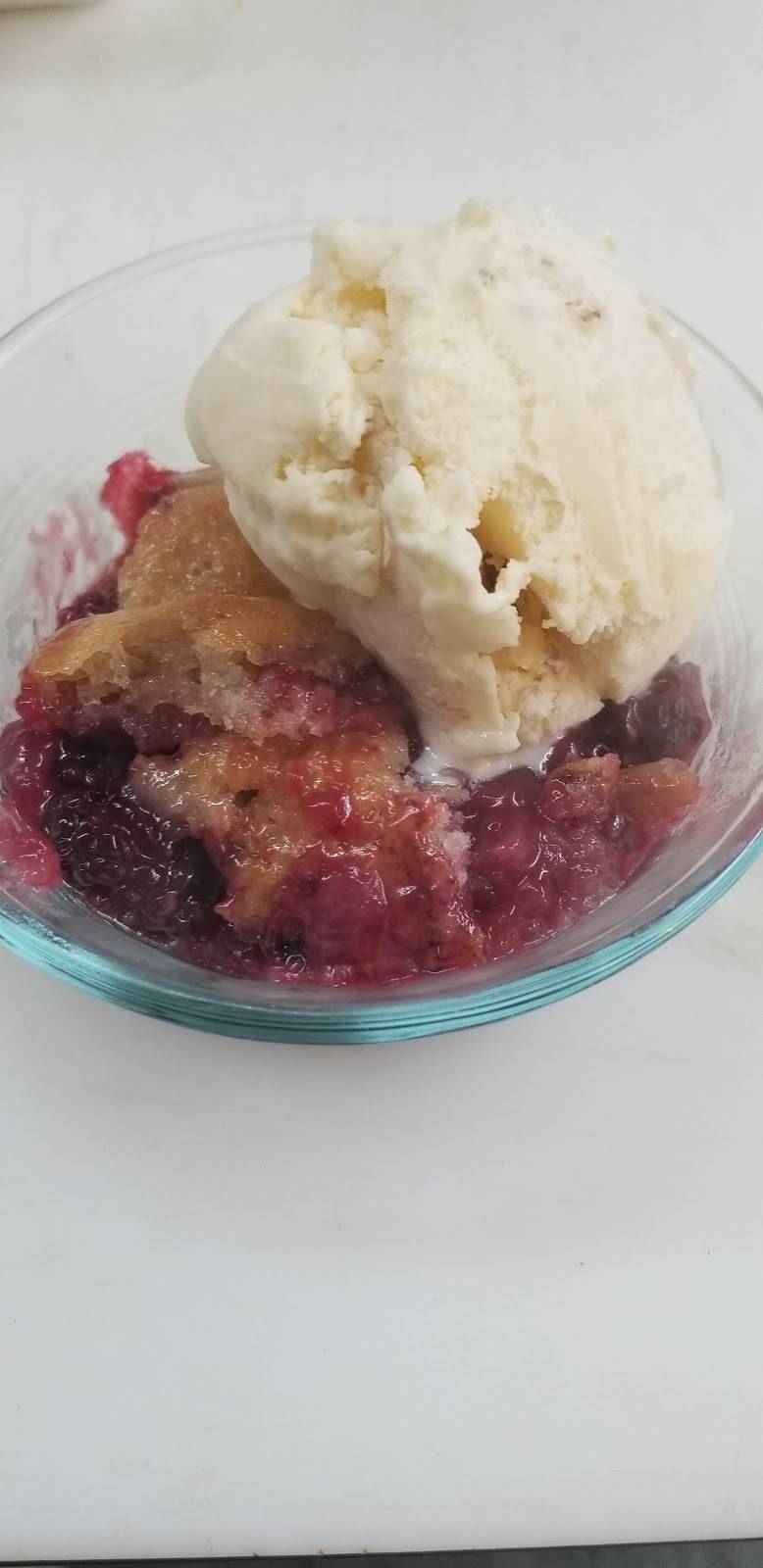 Sissys Country Kitchen | restaurant | 6066 Huell Matthews Hwy, South Boston, VA 24592, USA | 4345757479 OR +1 434-575-7479