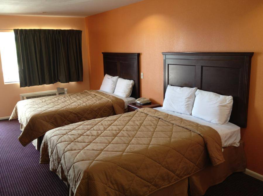 Executive Inn & Suites Houston | restaurant | 6711 Telephone Rd, Houston, TX 77061, USA | 7136457666 OR +1 713-645-7666