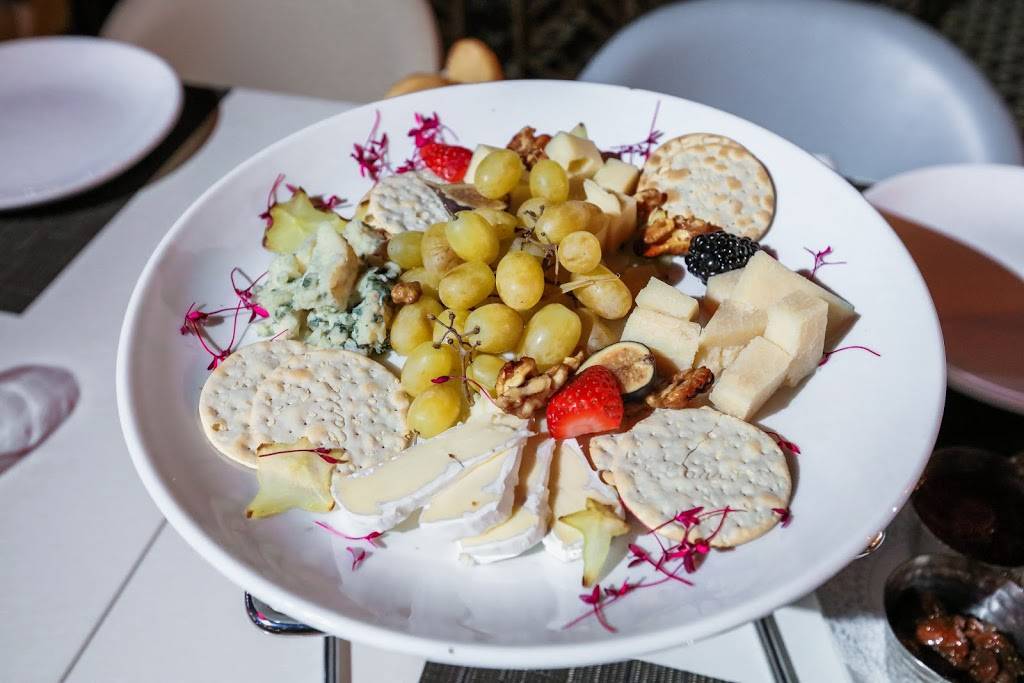 RiVel Grill and Bar | restaurant | 1809 Emmons Ave, Brooklyn, NY 11235, USA | 7186180707 OR +1 718-618-0707