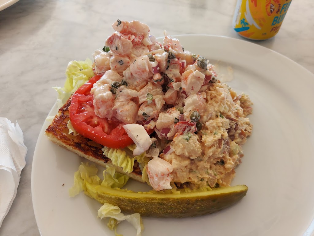 Salute! On The Beach | restaurant | 1000 Atlantic Blvd, Key West, FL 33040, USA | 3052921117 OR +1 305-292-1117