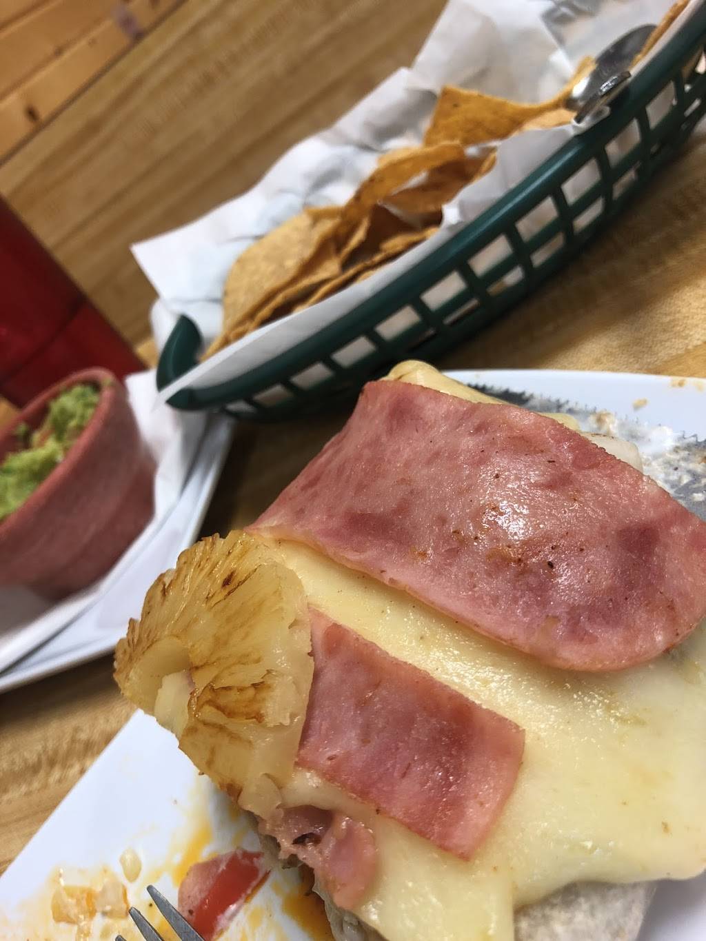 Gracies Lucky Burrito II | restaurant | 5756 W Monee Manhattan Rd, Monee, IL 60449, USA | 7082350311 OR +1 708-235-0311