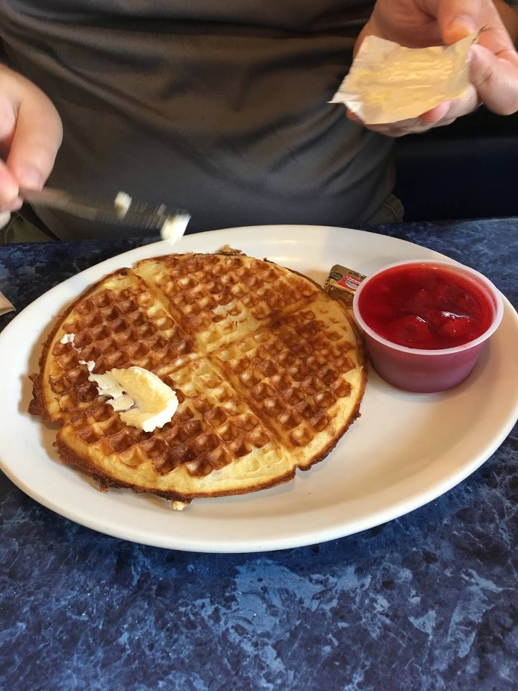Waffle Stop Grill | restaurant | 904 Rainbow Dr, Cedar Falls, IA 50613, USA | 3192771729 OR +1 319-277-1729
