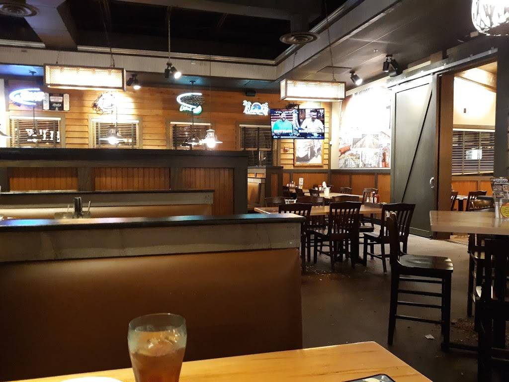 Logans Roadhouse | restaurant | 2584 Battlefield Pkwy, Fort Oglethorpe, GA 30742, USA | 7068588482 OR +1 706-858-8482