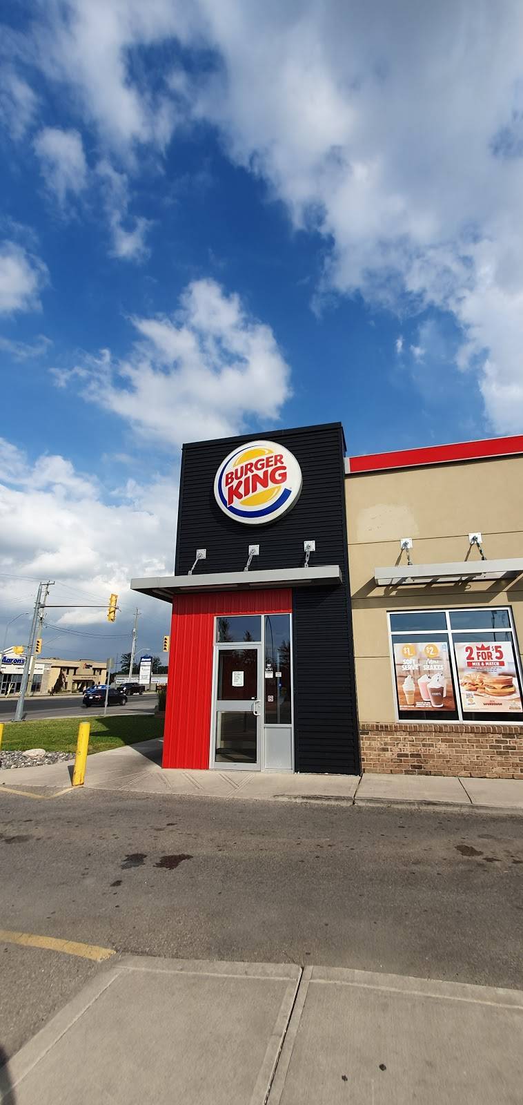 Burger King | restaurant | 766 St Clair St Rr7, Chatham, ON N7M 5J7, Canada | 5193512313 OR +1 519-351-2313