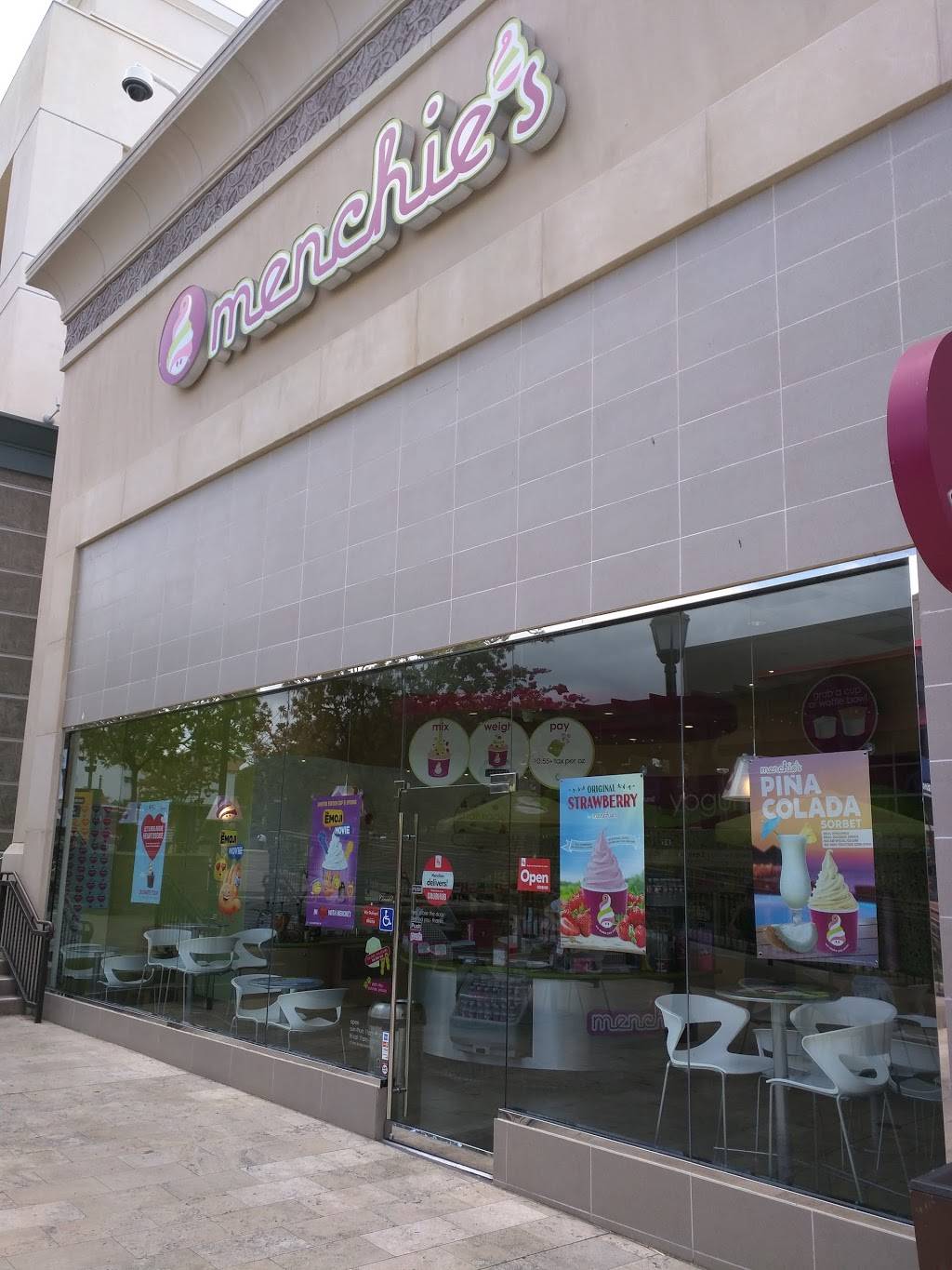 Menchies Frozen Yogurt | bakery | 168 W Hillcrest Dr # 1, Thousand Oaks, CA 91360, USA | 8055570700 OR +1 805-557-0700