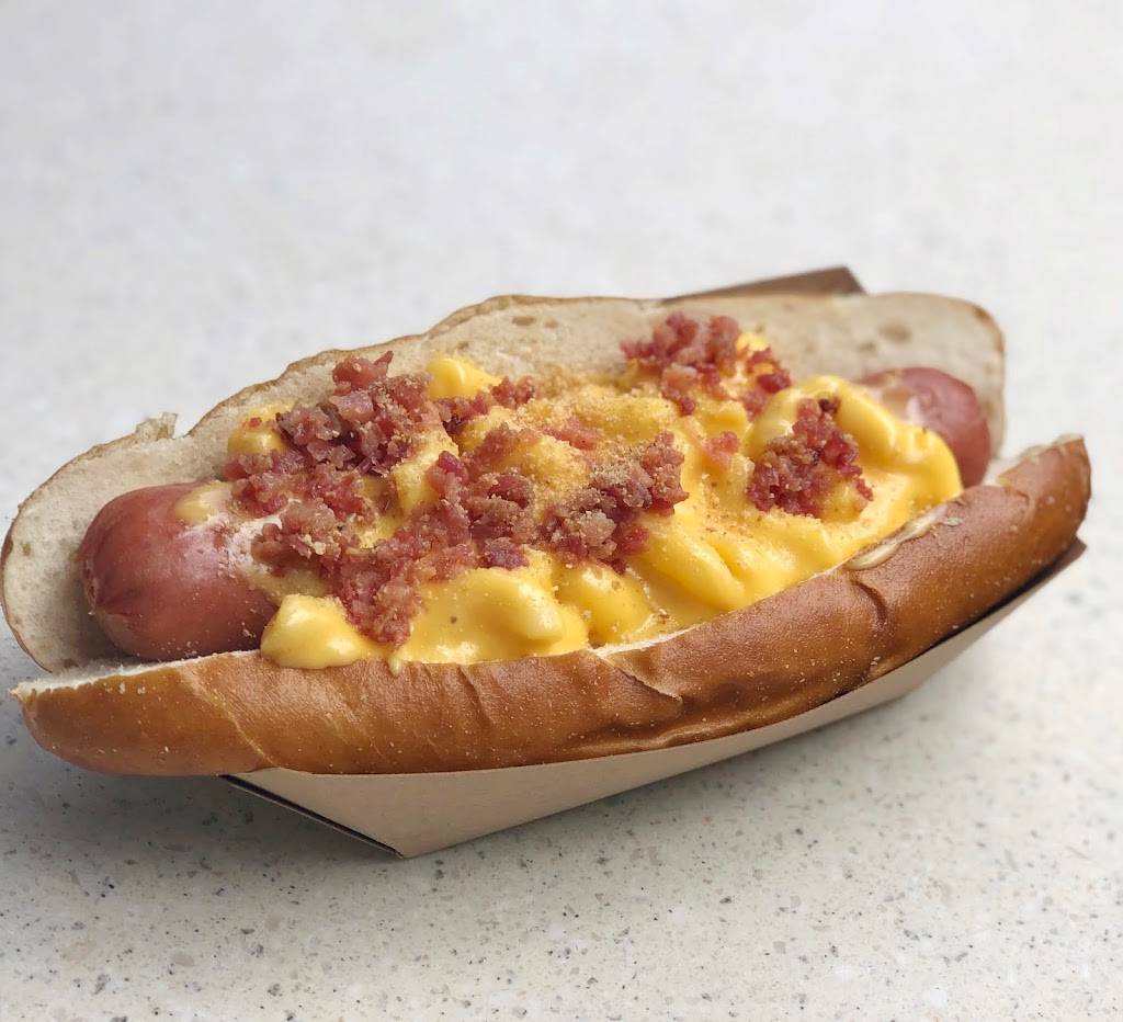 Avalunch | restaurant | 2902 Osceola Pkwy, Orlando, FL 32830, USA | 4079393463 OR +1 407-939-3463