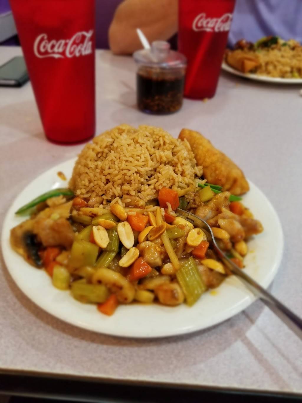 Egg Roll Hut | restaurant | 4509 Columbia Ave, Dallas, TX 75226, USA | 2148234131 OR +1 214-823-4131