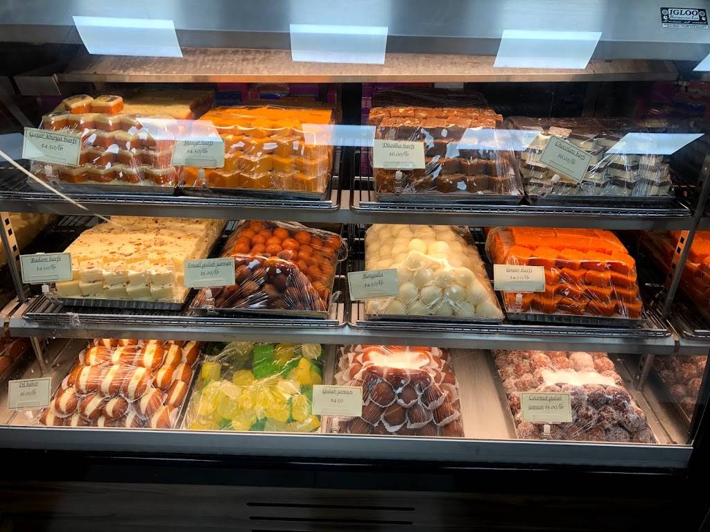 Gillz Sweet | restaurant | 2131 Williams Pkwy, Brampton, ON L6S 6B8, Canada | 9057992616 OR +1 905-799-2616