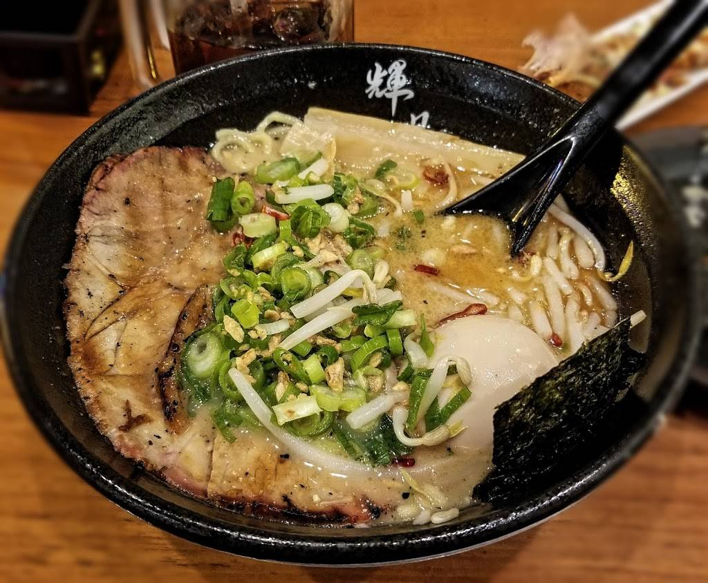 Kizuki Ramen & Izakaya | restaurant | 1482 N Milwaukee Ave, Chicago, IL 60622, USA | 7732704150 OR +1 773-270-4150