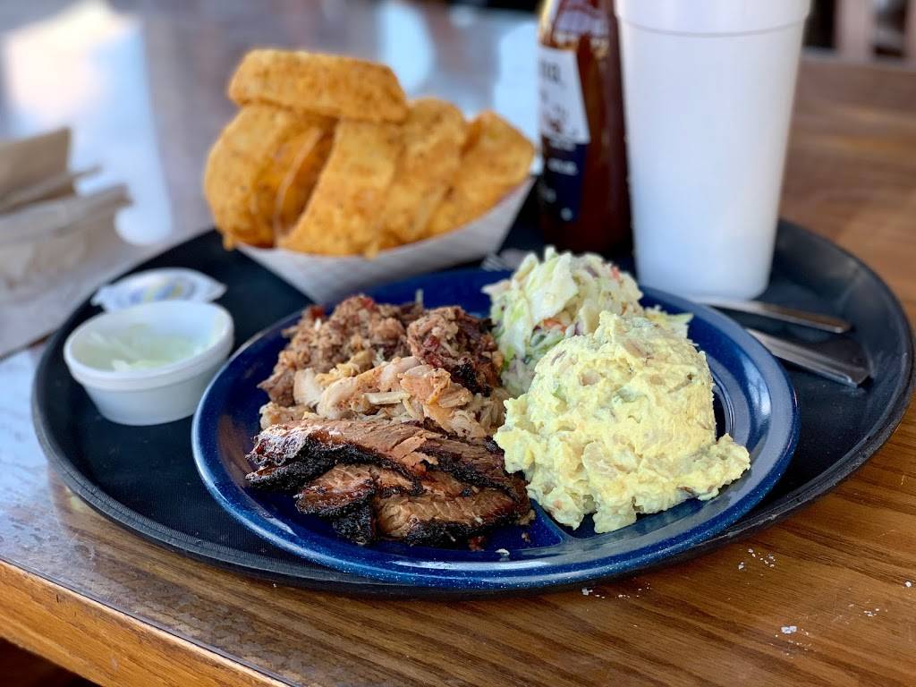 Sonny Bryan’s Smokehouse - Inwood "The Original" | restaurant | 2202 Inwood Rd, Dallas, TX 75235, USA | 2143577120 OR +1 214-357-7120