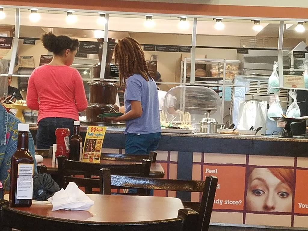 Golden Corral Buffet & Grill | restaurant | 1380 Interstate Dr, Cookeville, TN 38501, USA | 9315262352 OR +1 931-526-2352