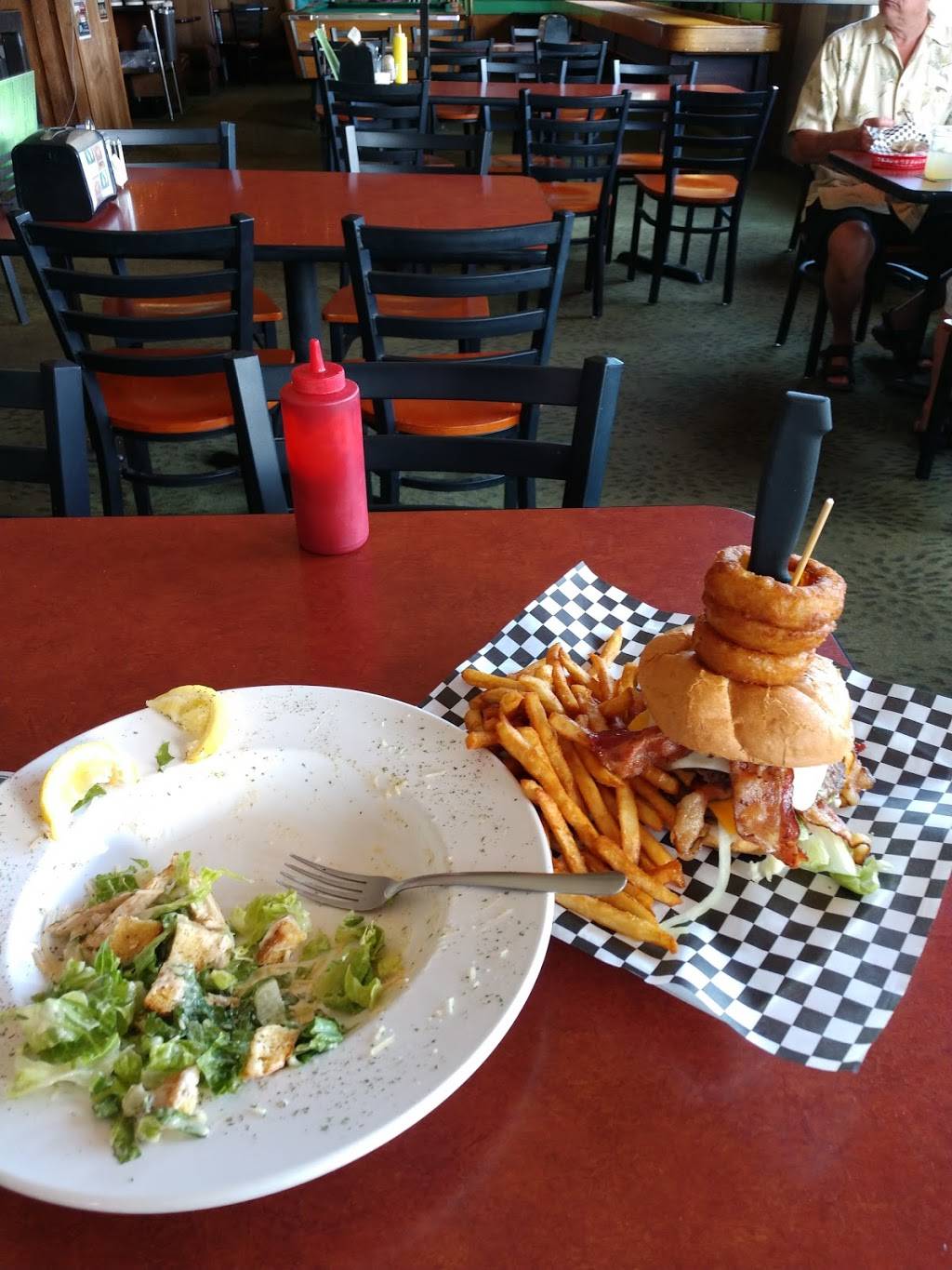 Green Lantern Pub | restaurant | 3119 WA-109, Copalis Beach, WA 98535, USA | 3602892297 OR +1 360-289-2297