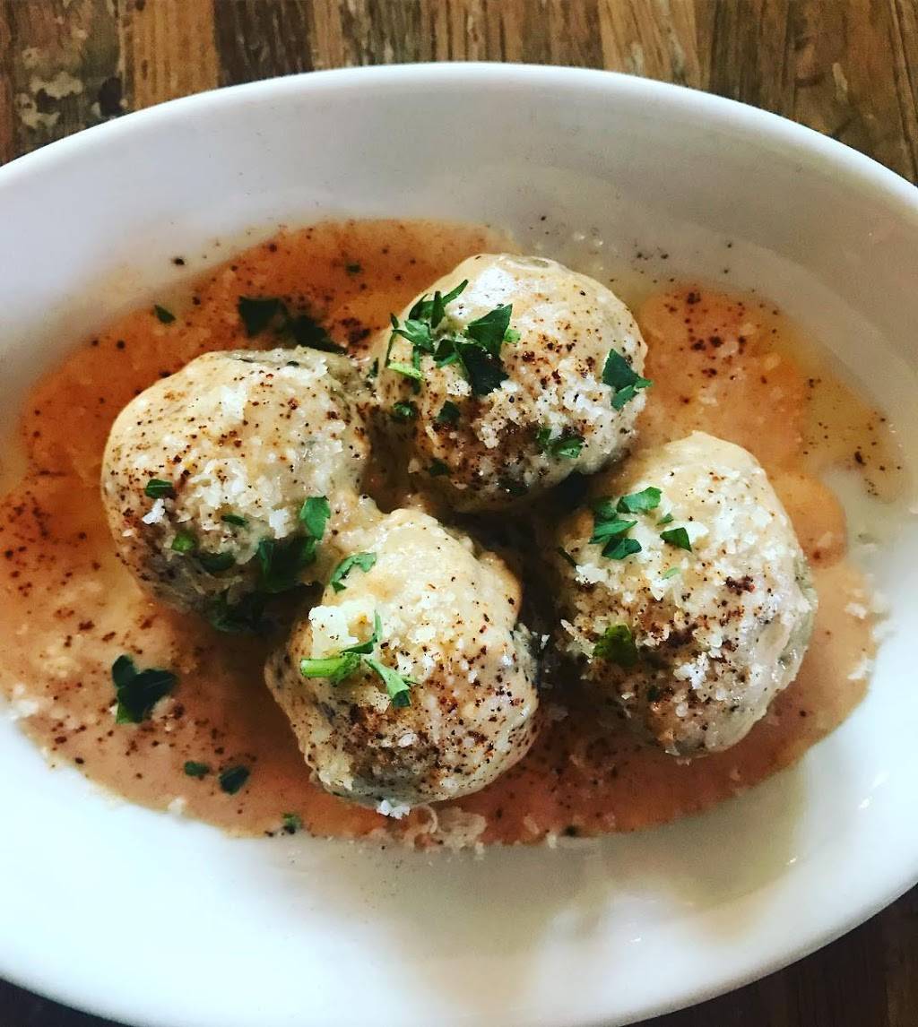 Casa Vaca Bistro + Bar | restaurant | 7800 SW Capitol Hwy, Portland, OR 97219, USA | 5034328479 OR +1 503-432-8479