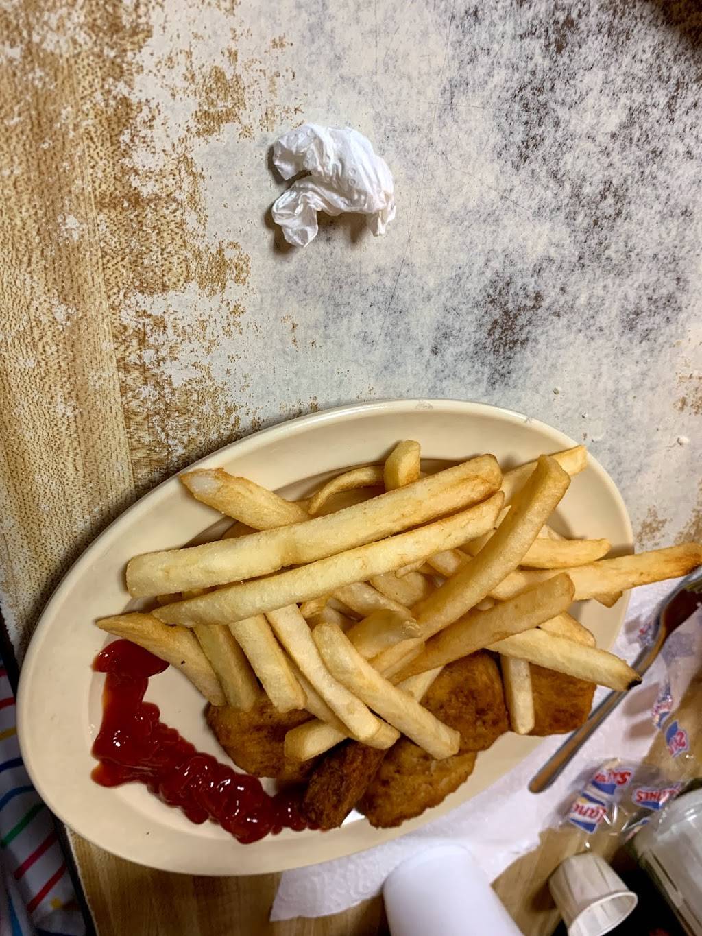 Connies Seafood | restaurant | 340 S 69th St, Houston, TX 77011, USA | 7139214622 OR +1 713-921-4622