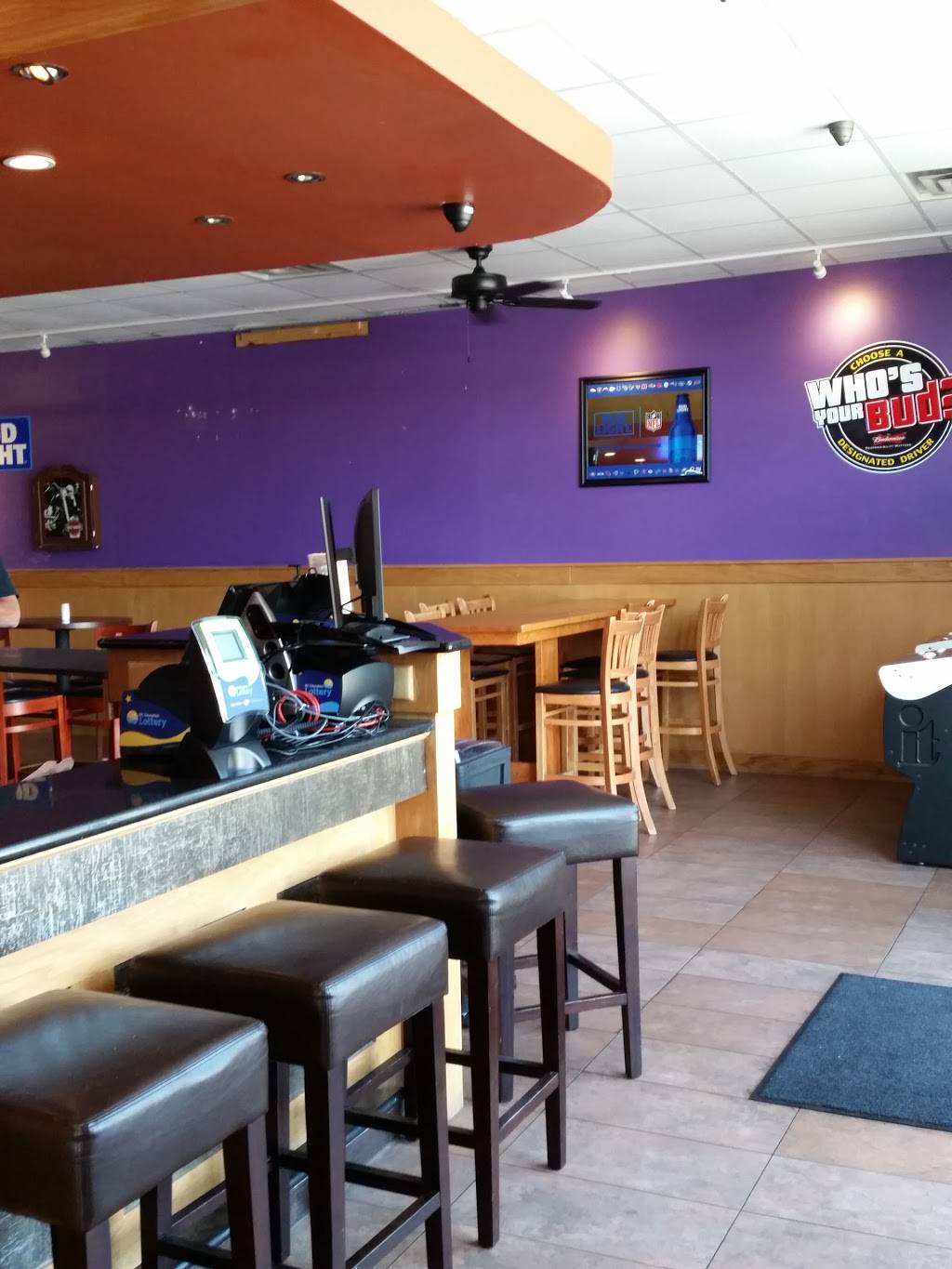 240 Bar | restaurant | 3706 Elmsley Ct, Greensboro, NC 27406, USA | 3362721998 OR +1 336-272-1998