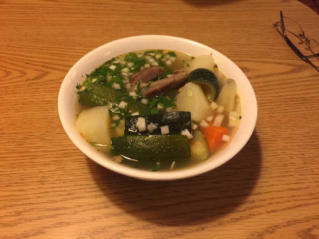 Taqueria Los Paisanos | restaurant | 825 E 7th St, St Paul, MN 55106, USA | 6517788062 OR +1 651-778-8062