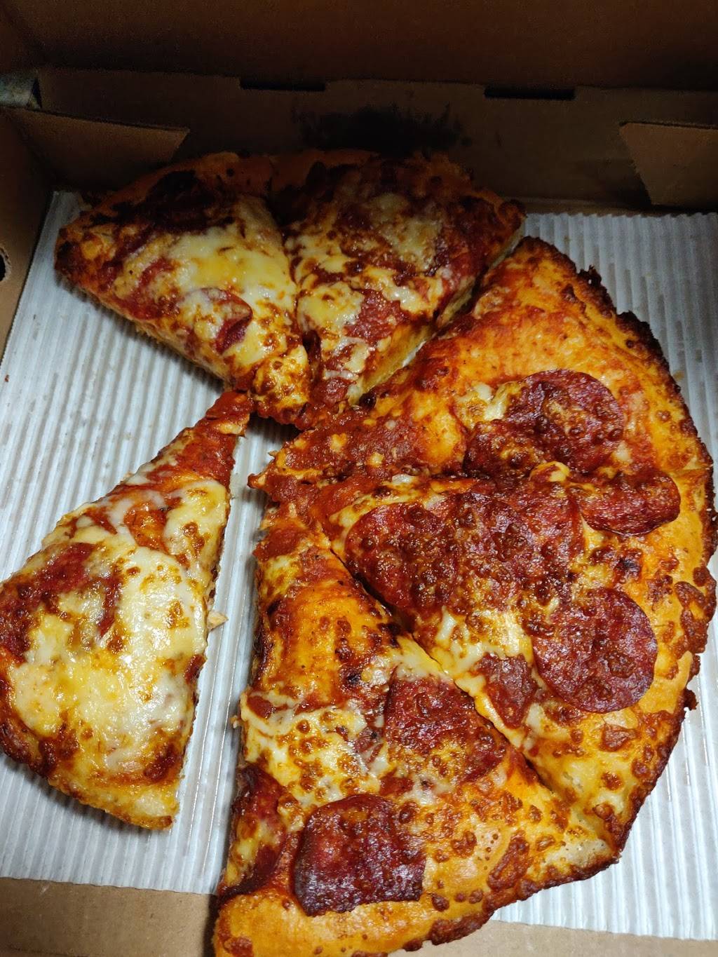 Pizza Hut | meal delivery | 9990 The Gore Rd, Brampton, ON L6P 2L1, Canada | 2899481078 OR +1 289-948-1078