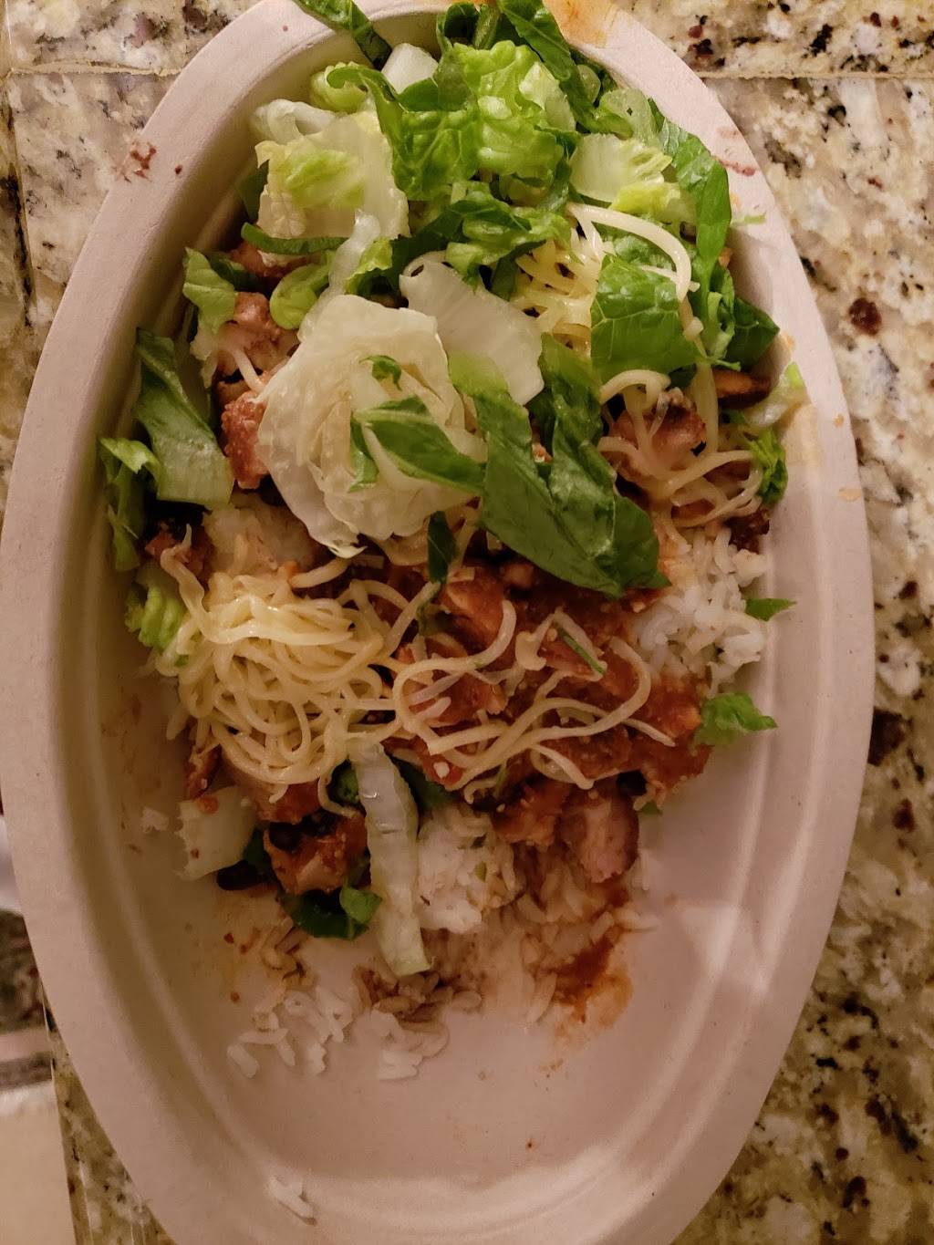 Chipotle Mexican Grill | restaurant | 2323 Yonge St Unit 100, Toronto, ON M4P 2C9, Canada | 4164898601 OR +1 416-489-8601