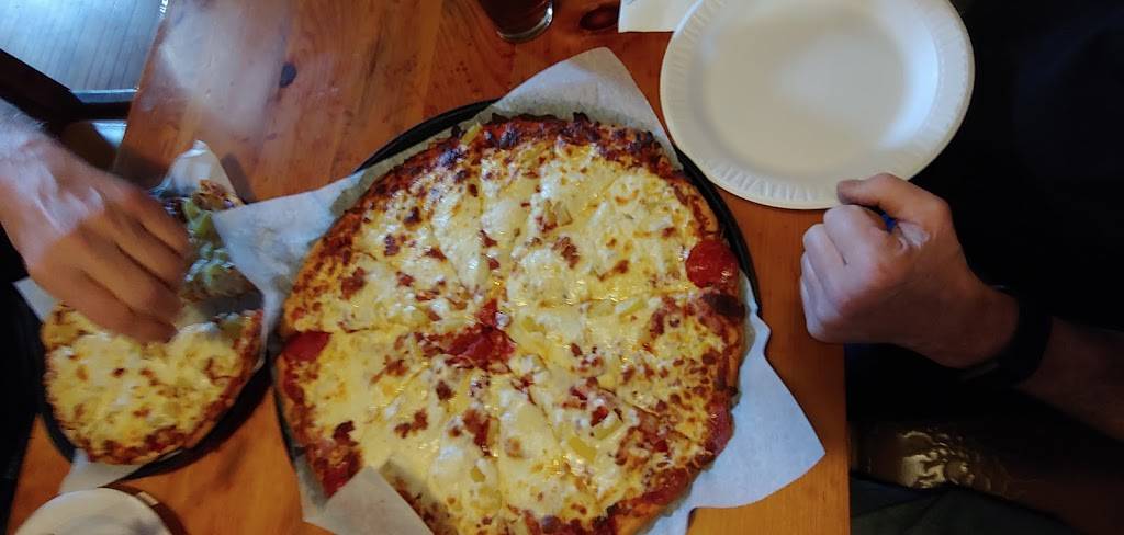 Depot Pizza | restaurant | 117 N Monroe St, Fremont, OH 43420, USA | 4193325510 OR +1 419-332-5510
