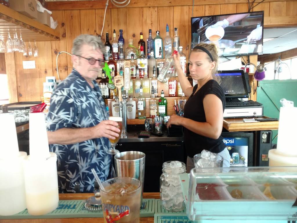 Cods Head | restaurant | 63 Atlantic Ave, Boothbay Harbor, ME 04538, USA | 2073156369 OR +1 207-315-6369