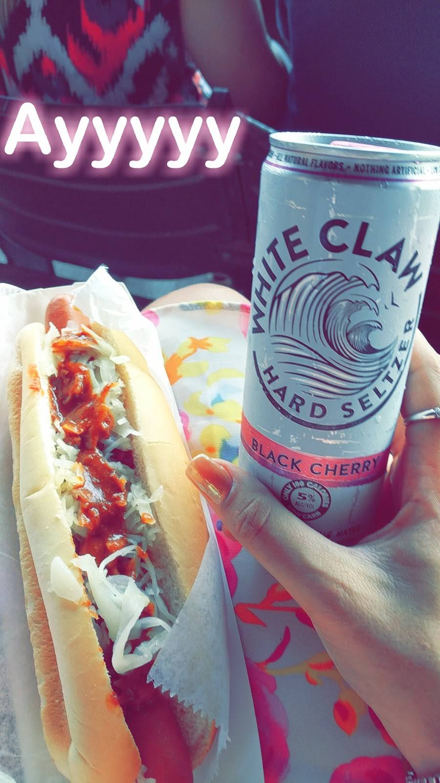 The Turf Terrace | restaurant | 267 Union Ave, Saratoga Springs, NY 12866, USA | 8885166972 OR +1 888-516-6972