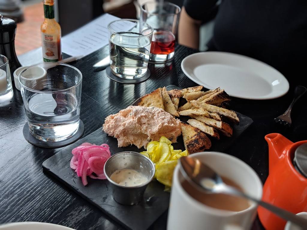 Row 34 | restaurant | 5 Portwalk Pl, Portsmouth, NH 03801, USA | 6033195011 OR +1 603-319-5011