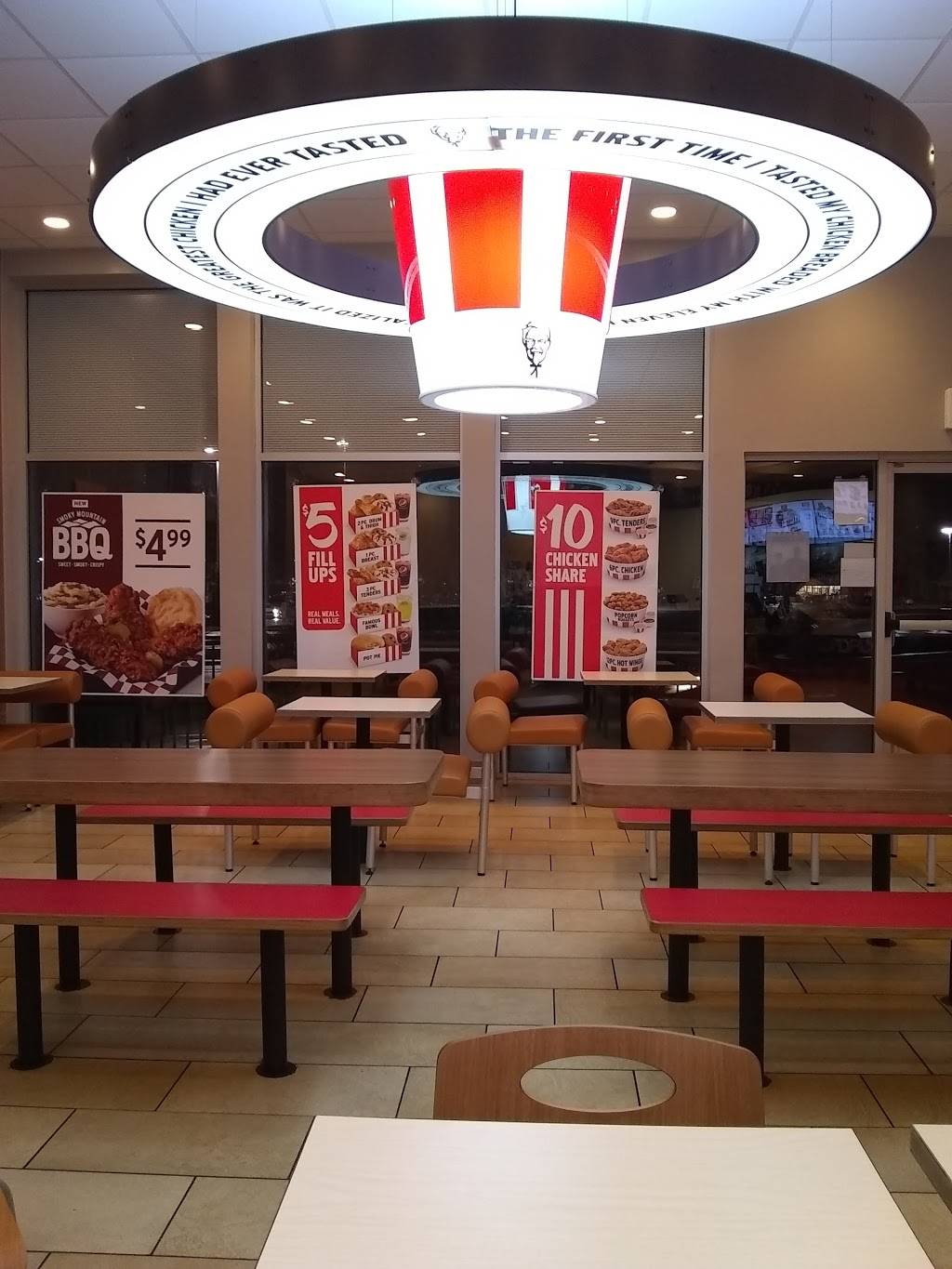 KFC | restaurant | 4812 Outer Loop, Louisville, KY 40219, USA | 5029665439 OR +1 502-966-5439