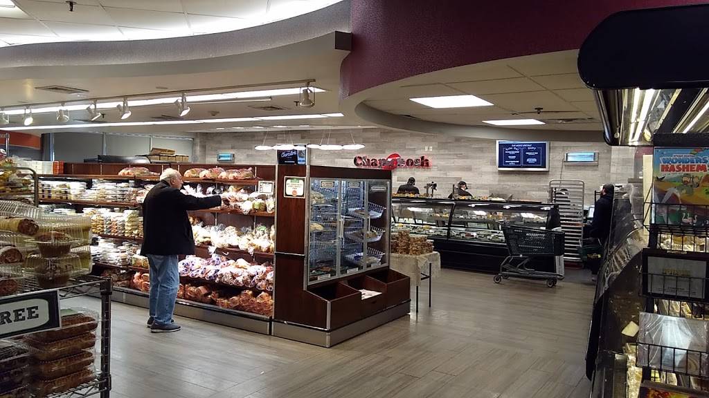 Gourmet Glatt Cedarhurst | bakery | 137 Spruce St, Cedarhurst, NY 11516, USA | 5165692662 OR +1 516-569-2662