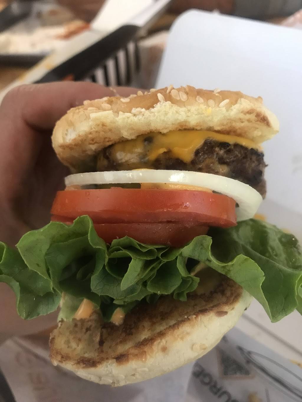 BurgerIM Woodland Hills | meal delivery | 21512 Victory Blvd, Woodland Hills, CA 91367, USA | 8187131111 OR +1 818-713-1111