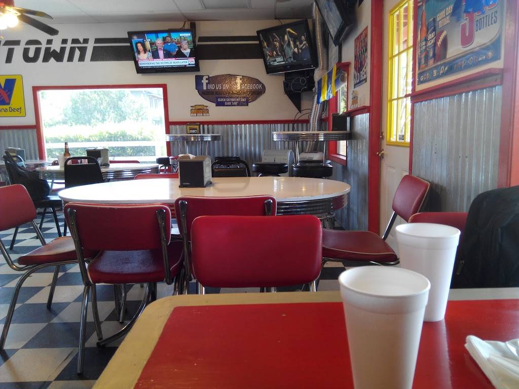 Chitown Chicago Style Eatery / Chi Town Hot Dogs | meal takeaway | 3595 Ranch Rd 620, Bee Cave, TX 78738, USA | 5122661140 OR +1 512-266-1140