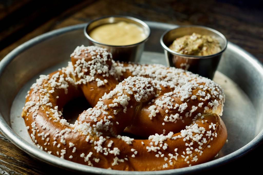 Oak & Ore | restaurant | 1732 NW 16th St A, Oklahoma City, OK 73106, USA | 4056062030 OR +1 405-606-2030