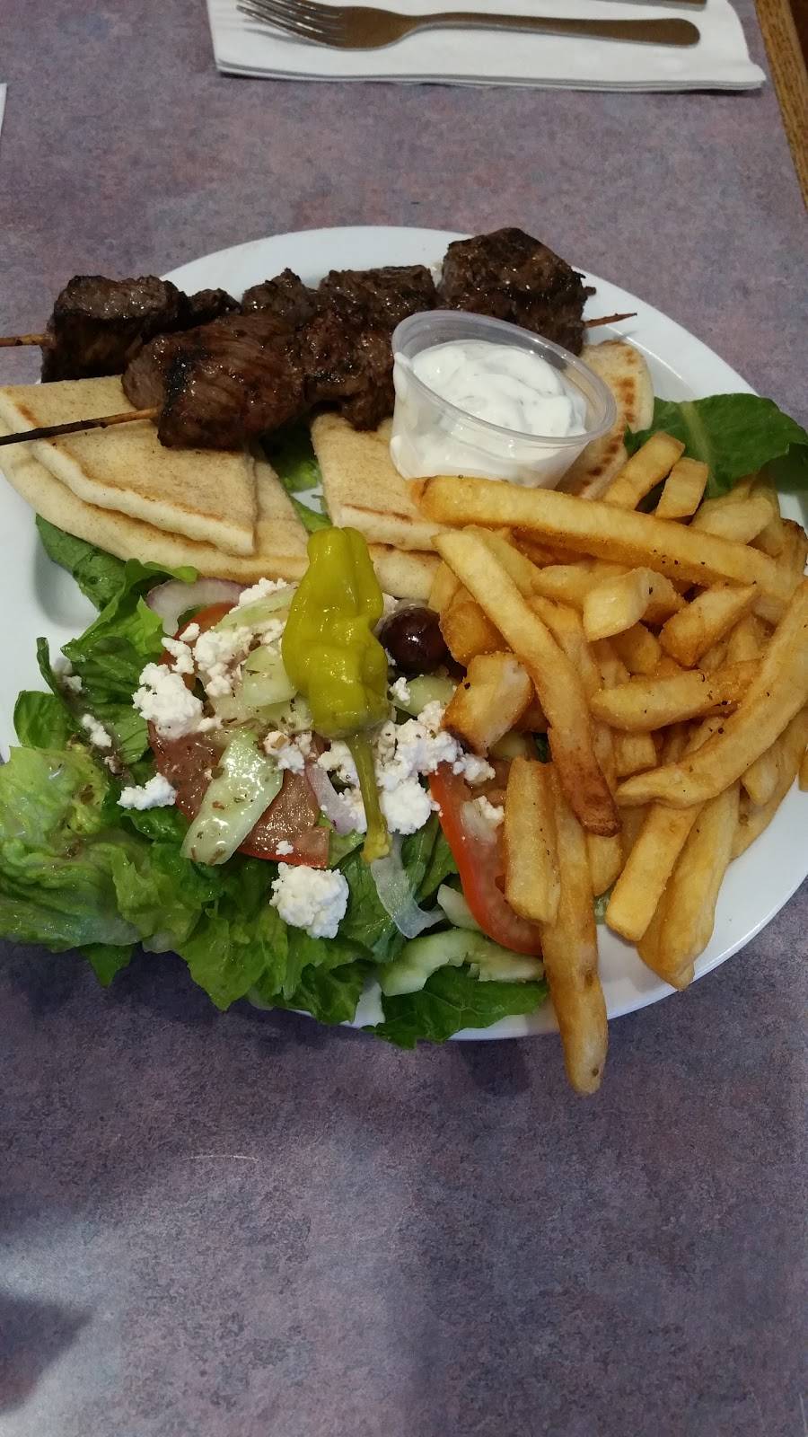 Dinos Gyros Greek Cafe and Taverna | restaurant | 4705 Clairemont Dr Ste D, San Diego, CA 92117, USA | 8582741619 OR +1 858-274-1619
