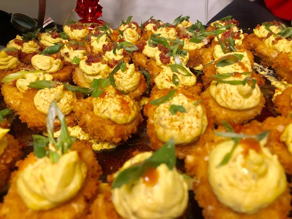 Kelly Catering Co Carryout Restaurant Ribs & More | restaurant | 3310 Broadview Rd, Cleveland, OH 44109, USA | 2167985763 OR +1 216-798-5763