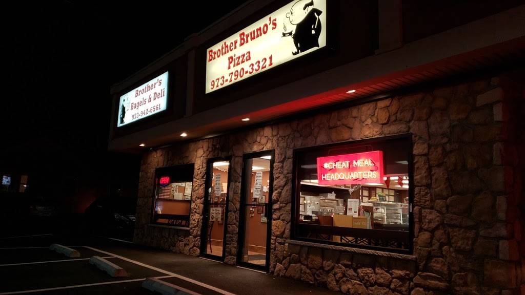 Brother Brunos Pizza, Deli & Bagels | restaurant | 200 Hamburg Turnpike, Wayne, NJ 07470, USA | 9737903321 OR +1 973-790-3321