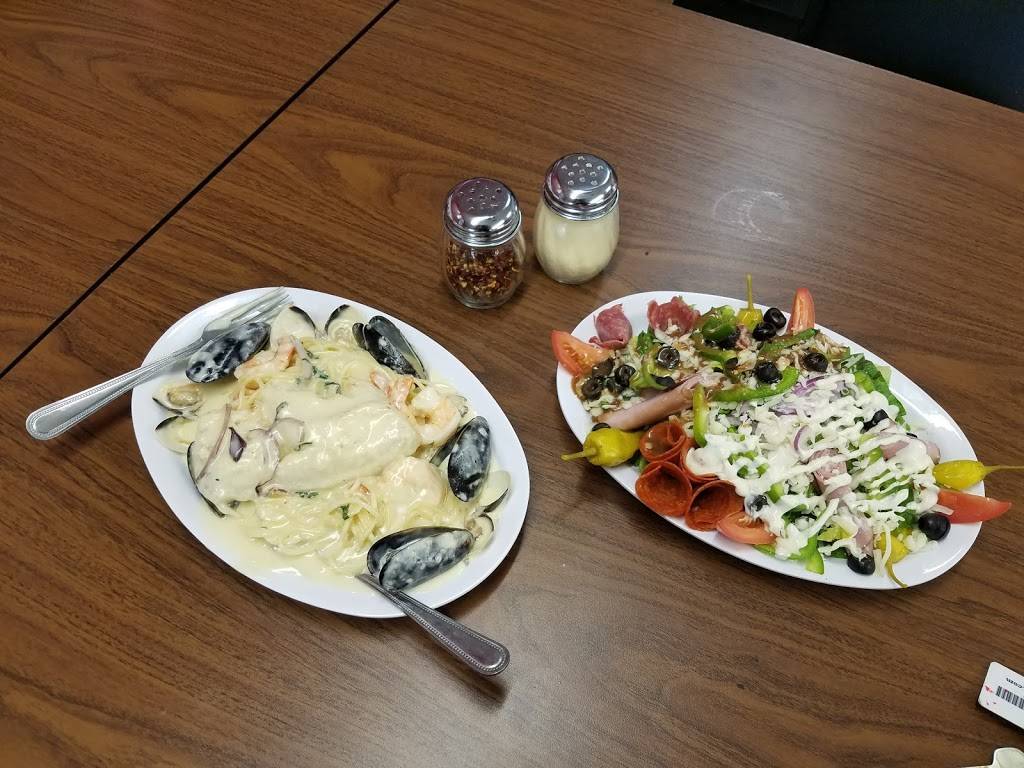 giant manhattan pizza & pastas | meal delivery | 10431 N 19th Ave, Phoenix, AZ 85021, USA | 6029971007 OR +1 602-997-1007