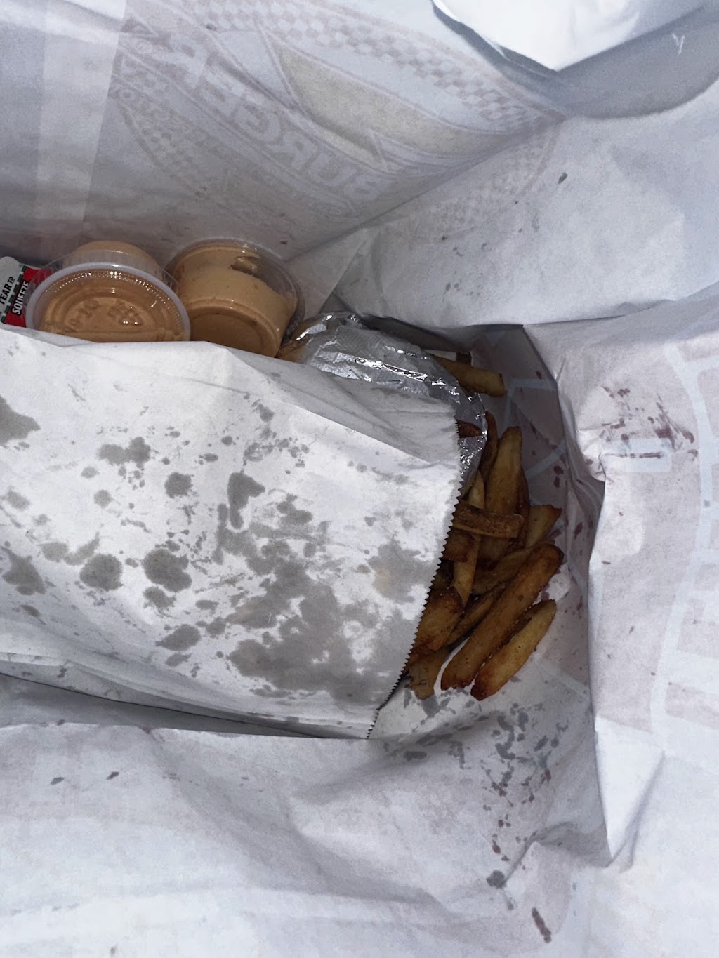 Z-Burger | restaurant | 4827 Fairmont Ave, Bethesda, MD 20814, USA | 3013474133 OR +1 301-347-4133