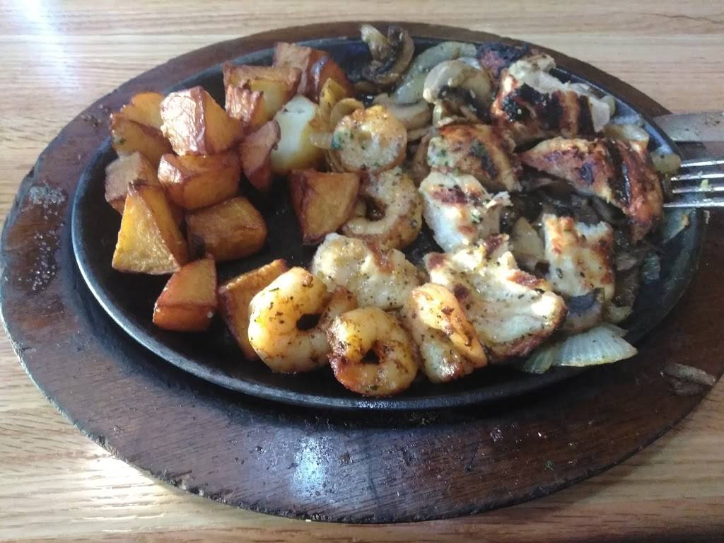 Applebees Grill + Bar | restaurant | 11120 Abercorn St, Savannah, GA 31419, USA | 9129207966 OR +1 912-920-7966