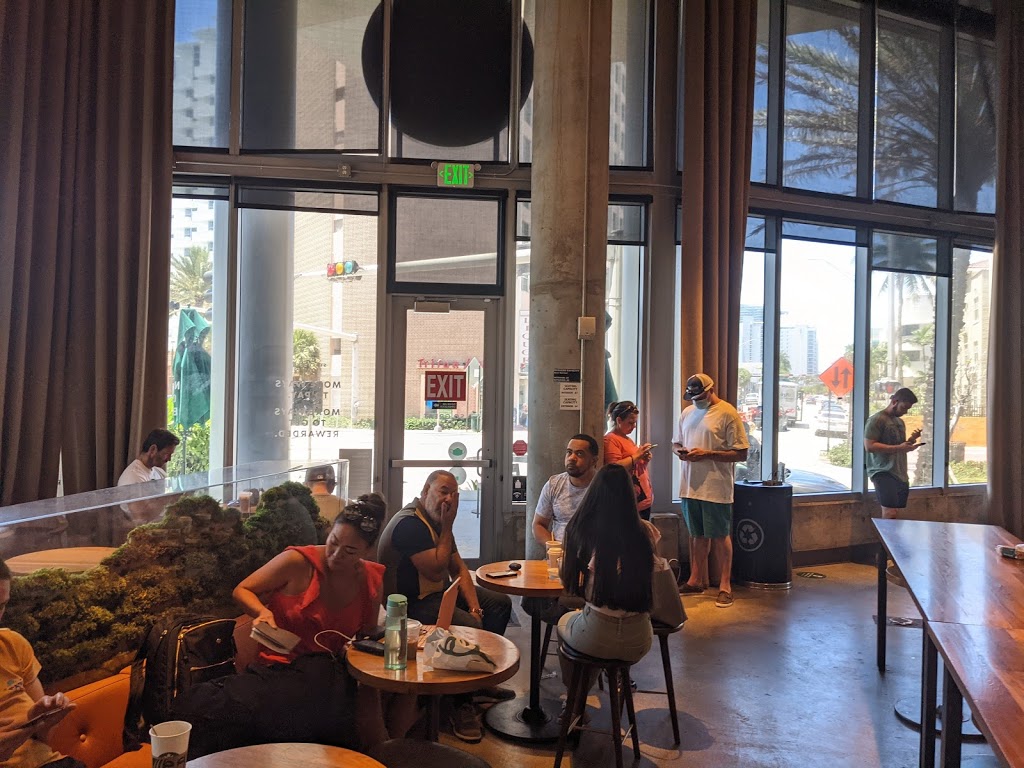 Starbucks | cafe | 1455 Ocean Dr #100, Miami Beach, FL 33139, USA | 3056740074 OR +1 305-674-0074