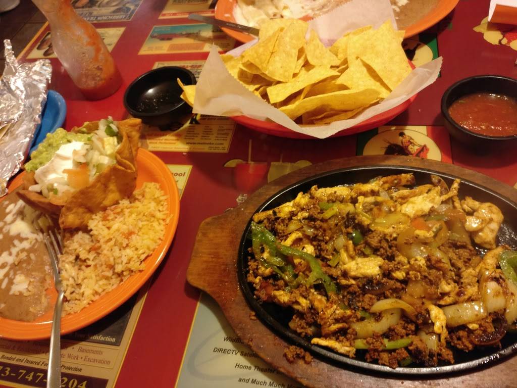 Si Senor Mex-Mex Bar and Grill | restaurant | 612 Walmart Dr, Farmington, MO 63640, USA | 5737473030 OR +1 573-747-3030